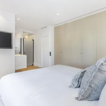 Apartamento Luminoso En Pleno Puerto Banús *