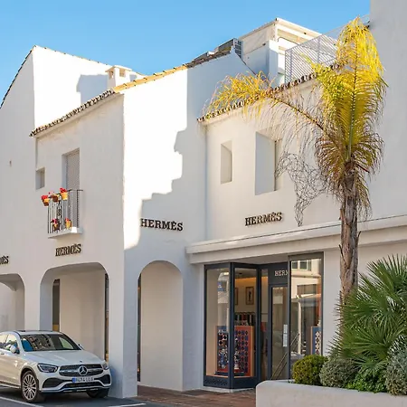 Aries Modern Retreat Scandi Design Near Puerto Banus Apartment