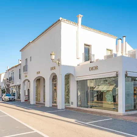 Apartment Aries Modern Retreat Scandi Design Near Puerto Banus