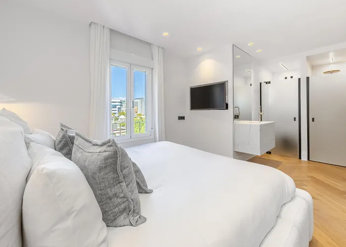 Aries Modern Retreat Scandi Design Near Puerto Banus Marbella