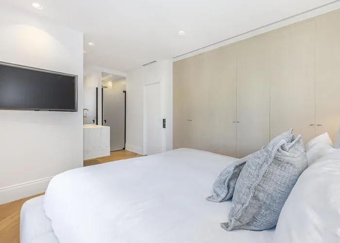 公寓 Aries Modern Retreat Scandi Design Near Puerto Banus *