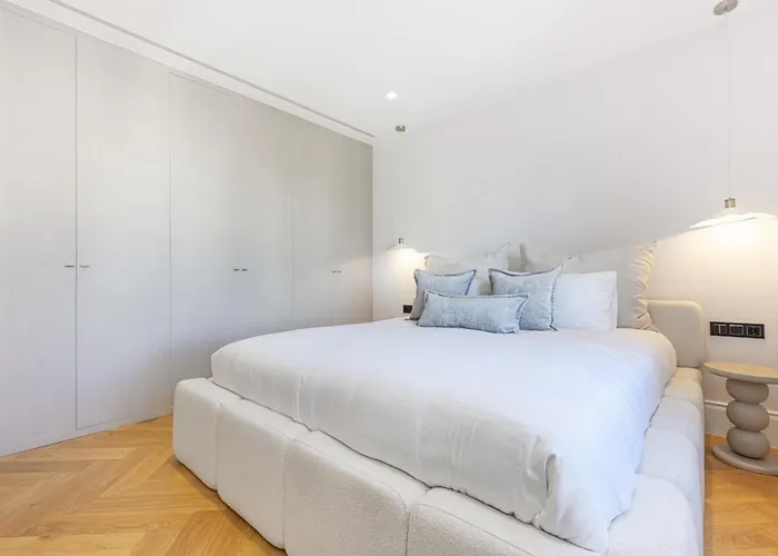 Апартаменти Aries Modern Retreat Scandi Design Near Puerto Banus Марбелья